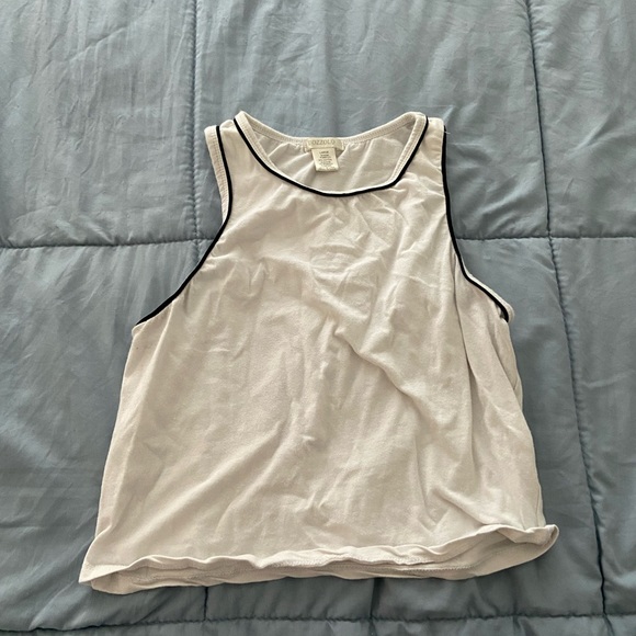 Tops - Picture 4 of 4